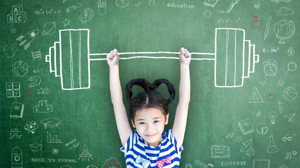 Angkat Beban Bikin Pendek Cari Tahu Olahraga Yang Tepat Buat Si Kecil