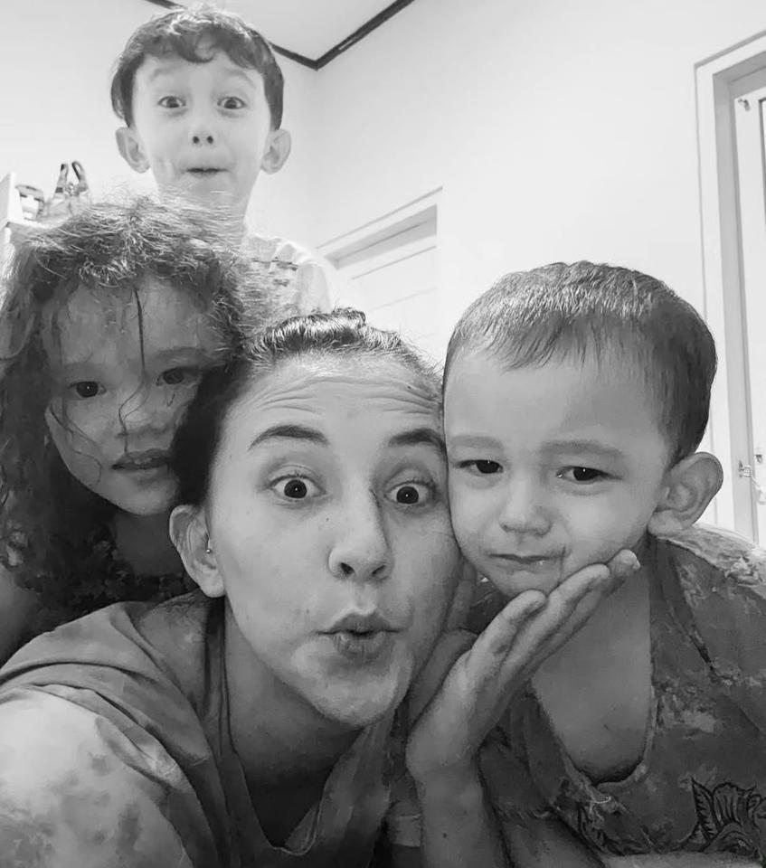 Tinggal Di Kos Alasan Dahlia Poland Relakan Hak Asuh Anak Pada Sang Mantan