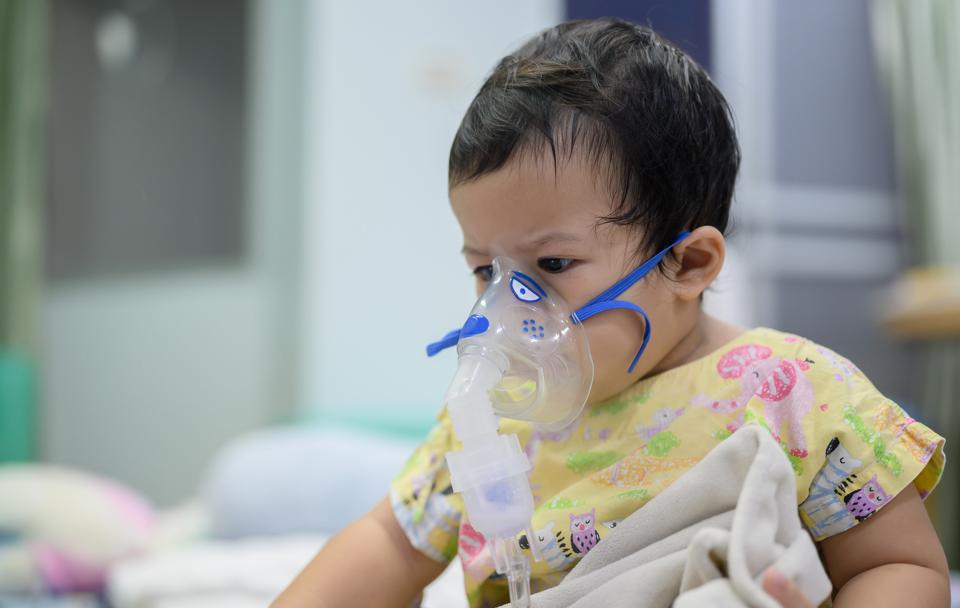 Pneumonia, Silent Killer Anak yang Sering Disangka Batuk Pilek Biasa